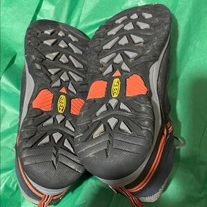 Keen Blue and redTrail Shoes waterproof